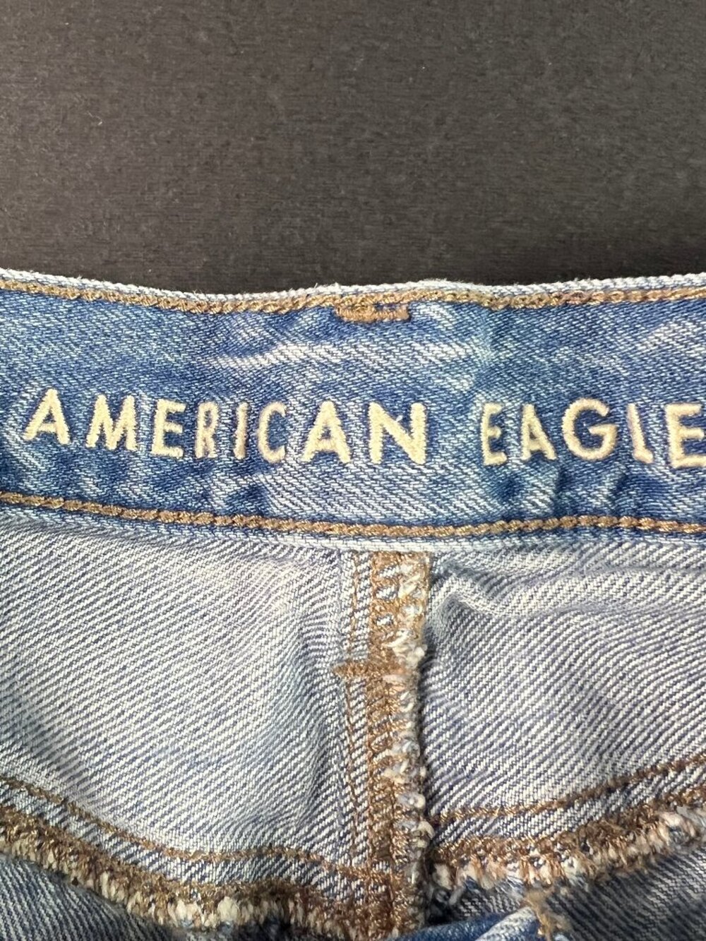 American Eagle Shorts Women's 25* Mom Blue Faded Cuffed Distressed Denim Tag 0 - Picture 4 of 16